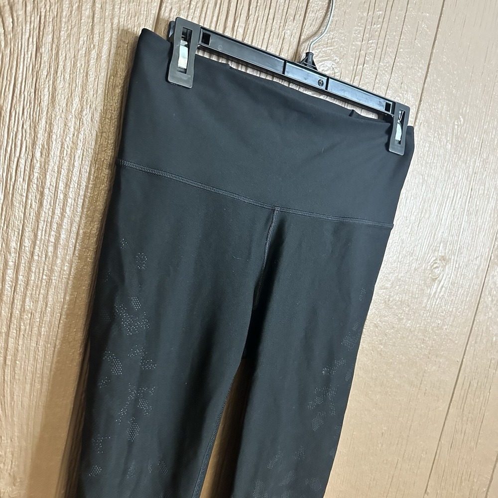 Lululemon Women's Mapped Out HR Tight 28" *Camo Size 8 Black Athletic Drawstring - Picture 2 of 6